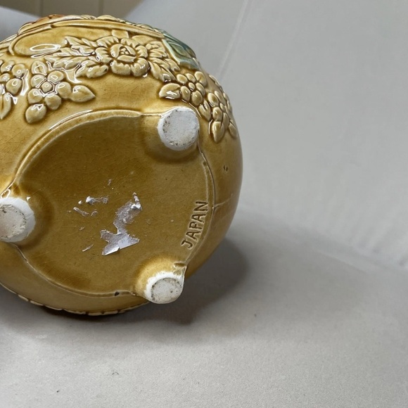 Vintage Tea Time Mustard Yellow Porcelain Teapot Kitchen Decor Floral Japan - Picture 4 of 5